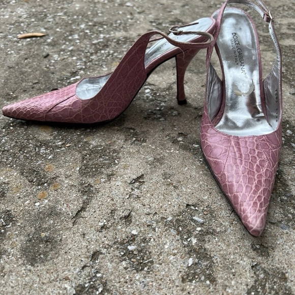 Dolce & Gabbana Pink Textured Stiletto Heels - Picture 5 of 6